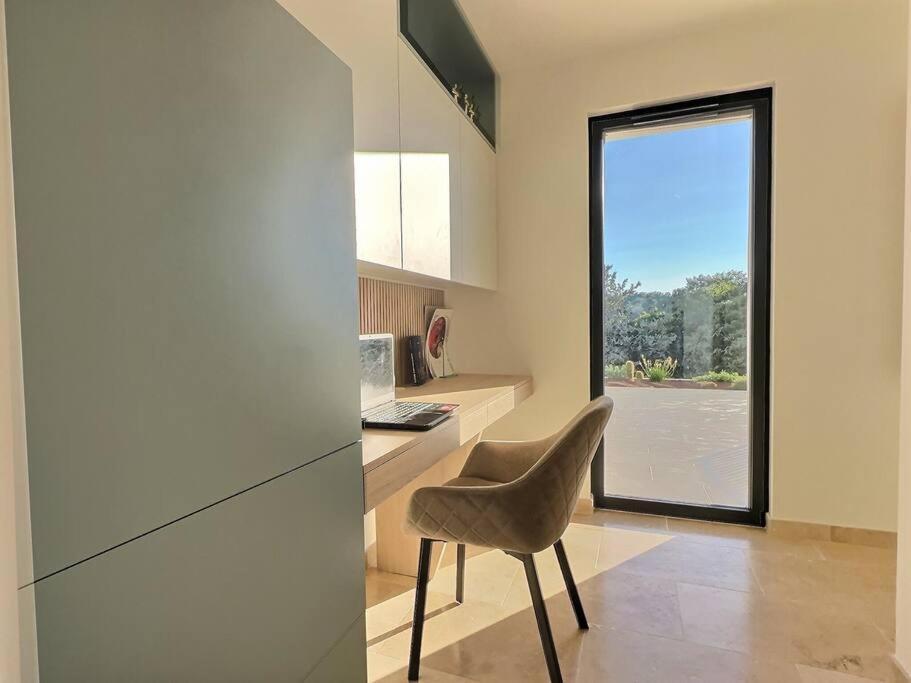 Sous Le « Figuier » Villa Cornillon-Confoux Kültér fotó